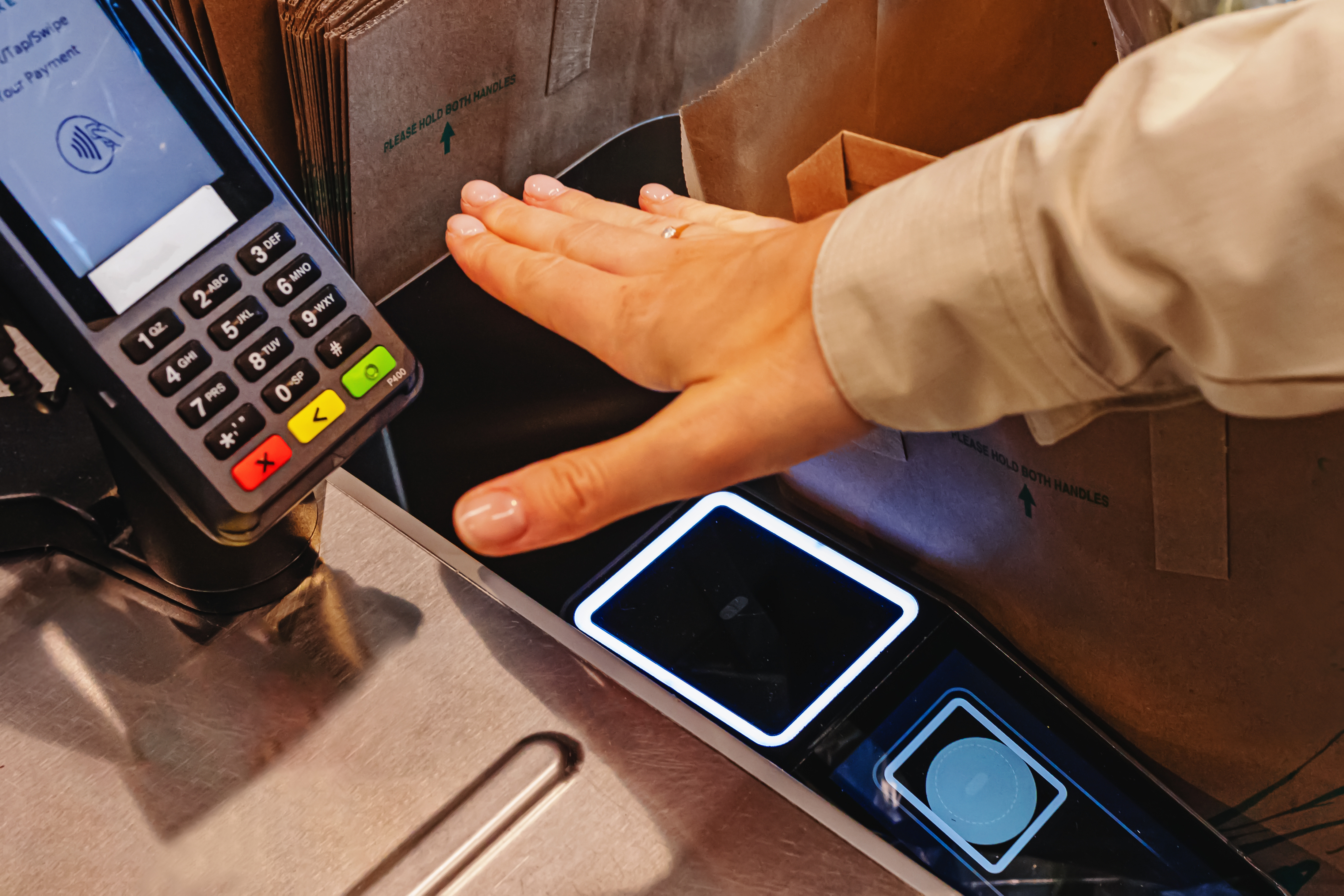 Scanning Palm for Payment_AdobeStock_622174427